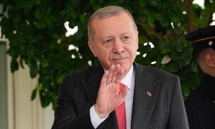 Ердоган призова към борба със зависимостите